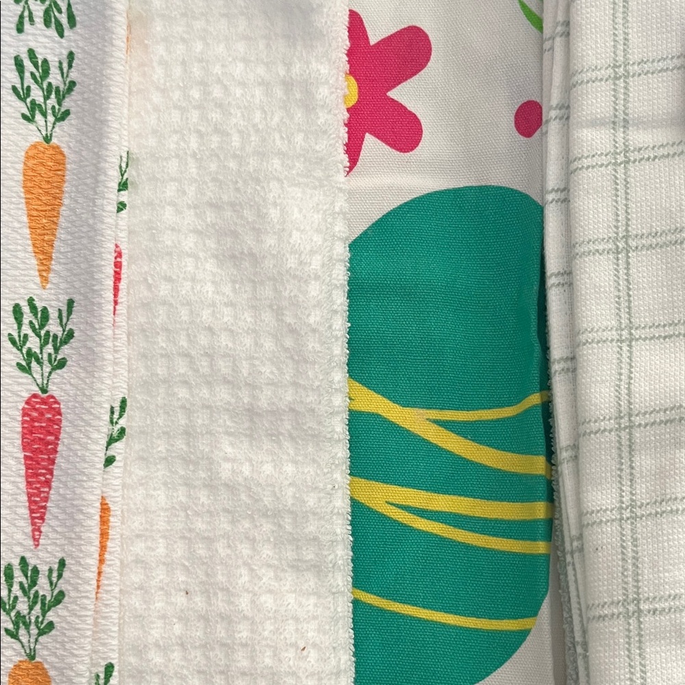 Easter Bunny & Carrot Kitchen Towels - Green, White, Pink Bundle of 11 towels - Picture 3 of 9
